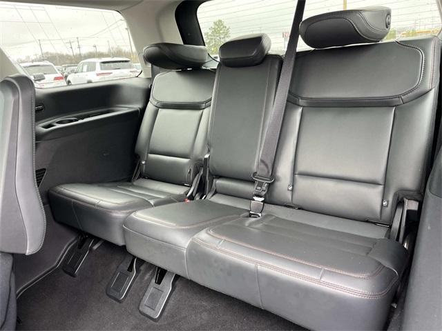 used 2025 Ford Expedition car, priced at $58,995