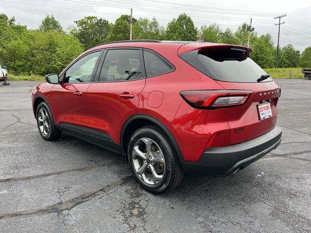 used 2025 Ford Escape car, priced at $24,995