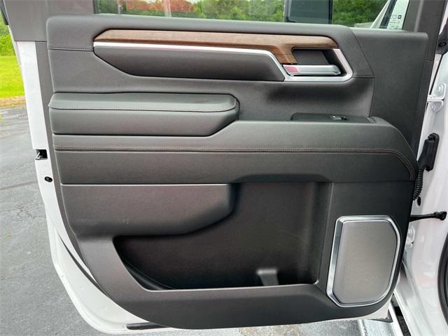 used 2024 Chevrolet Silverado 2500 car, priced at $70,995