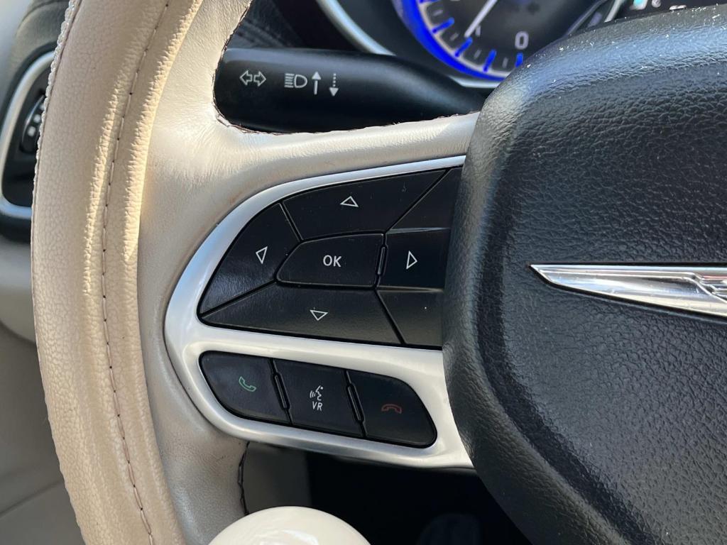 used 2020 Chrysler Pacifica car, priced at $17,995