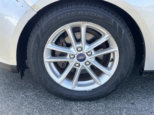 used 2016 Ford Focus car, priced at $5,995