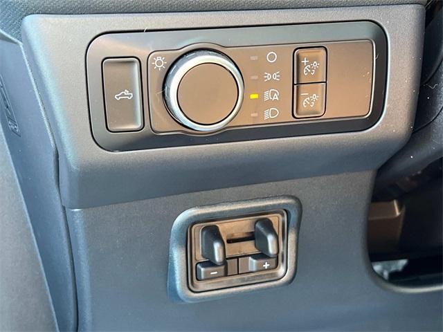 2024 Oxford White Ford Maverick