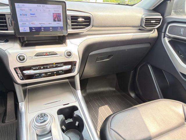 used 2022 Ford Explorer car, priced at $27,900