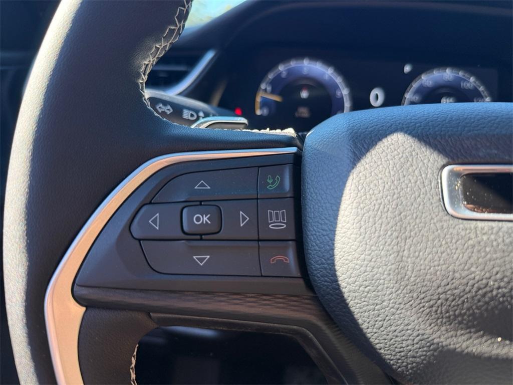 new 2025 Jeep Grand Cherokee L car, priced at $33,915