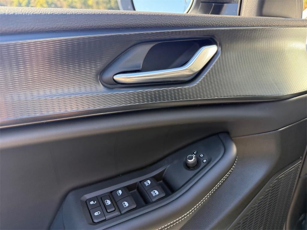 new 2025 Jeep Grand Cherokee L car, priced at $33,915