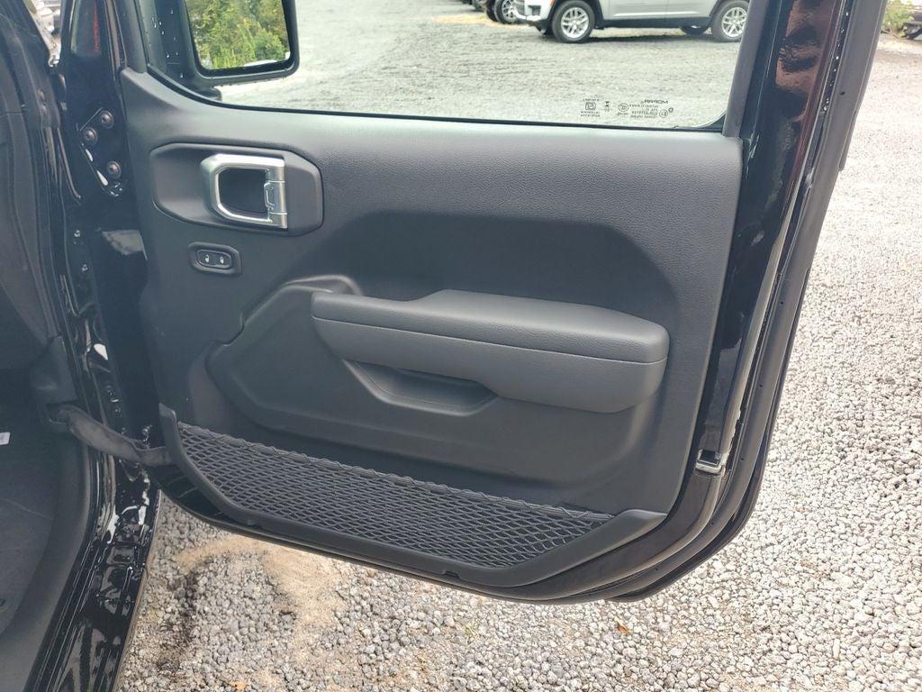 new 2026 Jeep Wrangler car, priced at $37,654