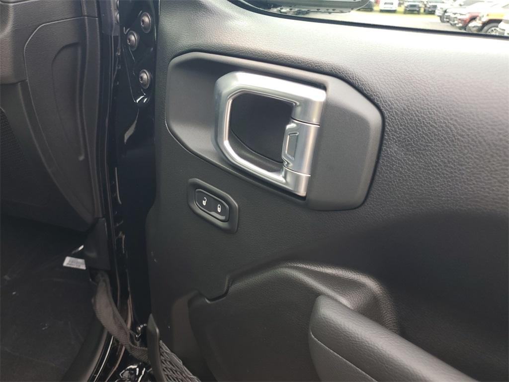 new 2026 Jeep Wrangler car, priced at $37,654