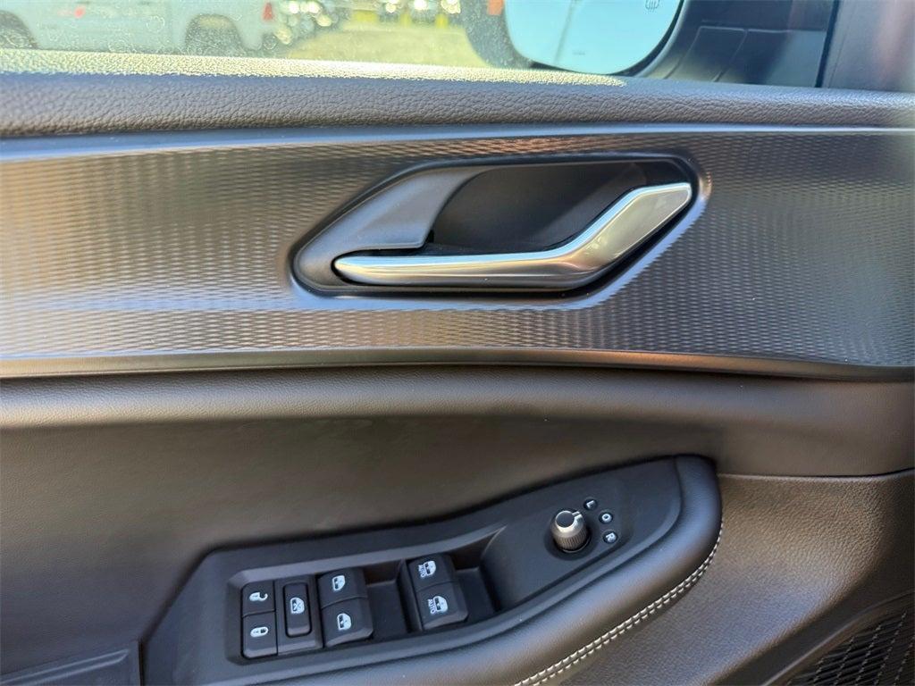 new 2025 Jeep Grand Cherokee L car, priced at $33,555