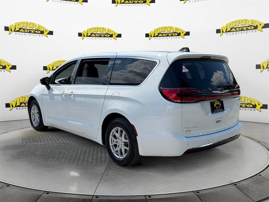 new 2026 Chrysler Pacifica car, priced at $37,242