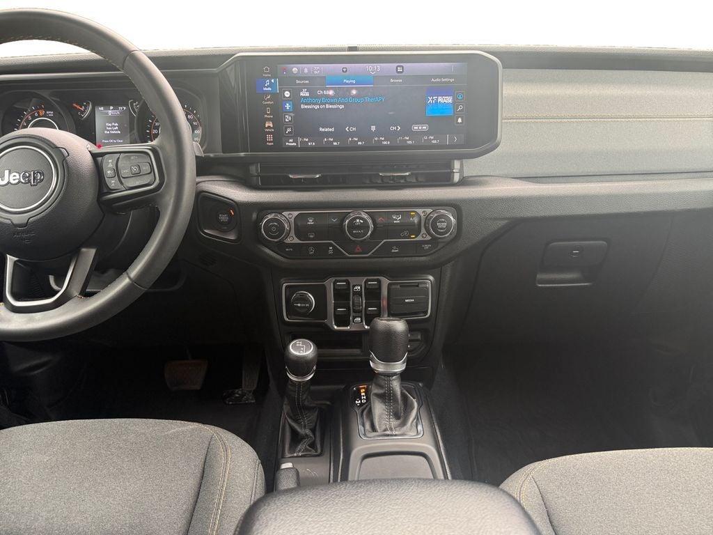used 2024 Jeep Gladiator car, priced at $35,497