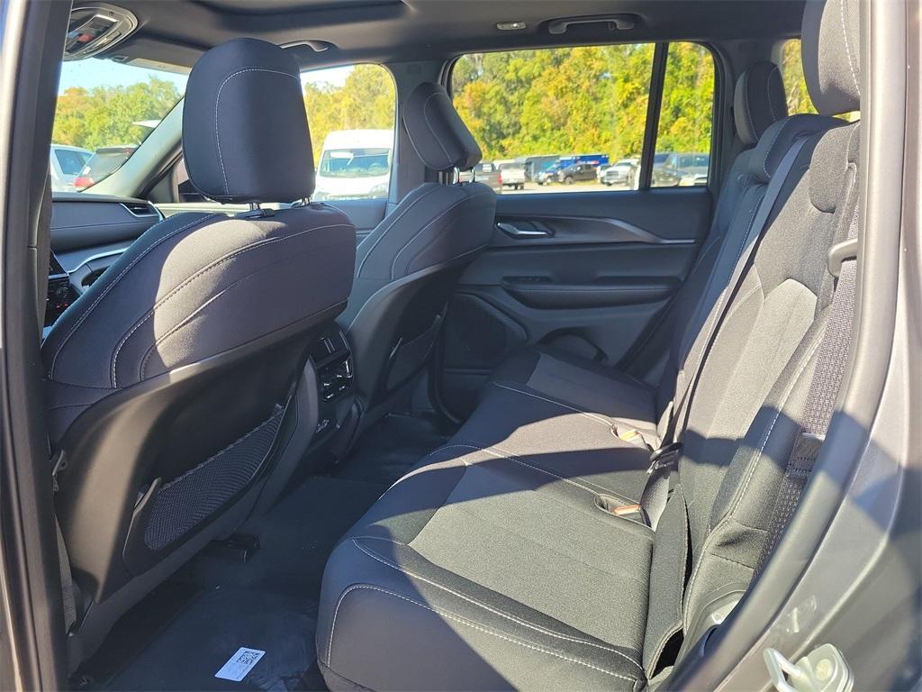 new 2025 Jeep Grand Cherokee car, priced at $30,080