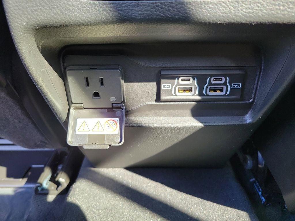 new 2025 Jeep Grand Cherokee car, priced at $31,696