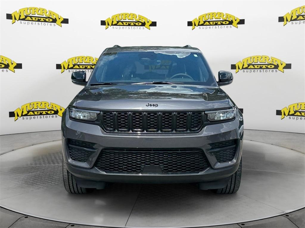 new 2025 Jeep Grand Cherokee car, priced at $37,353