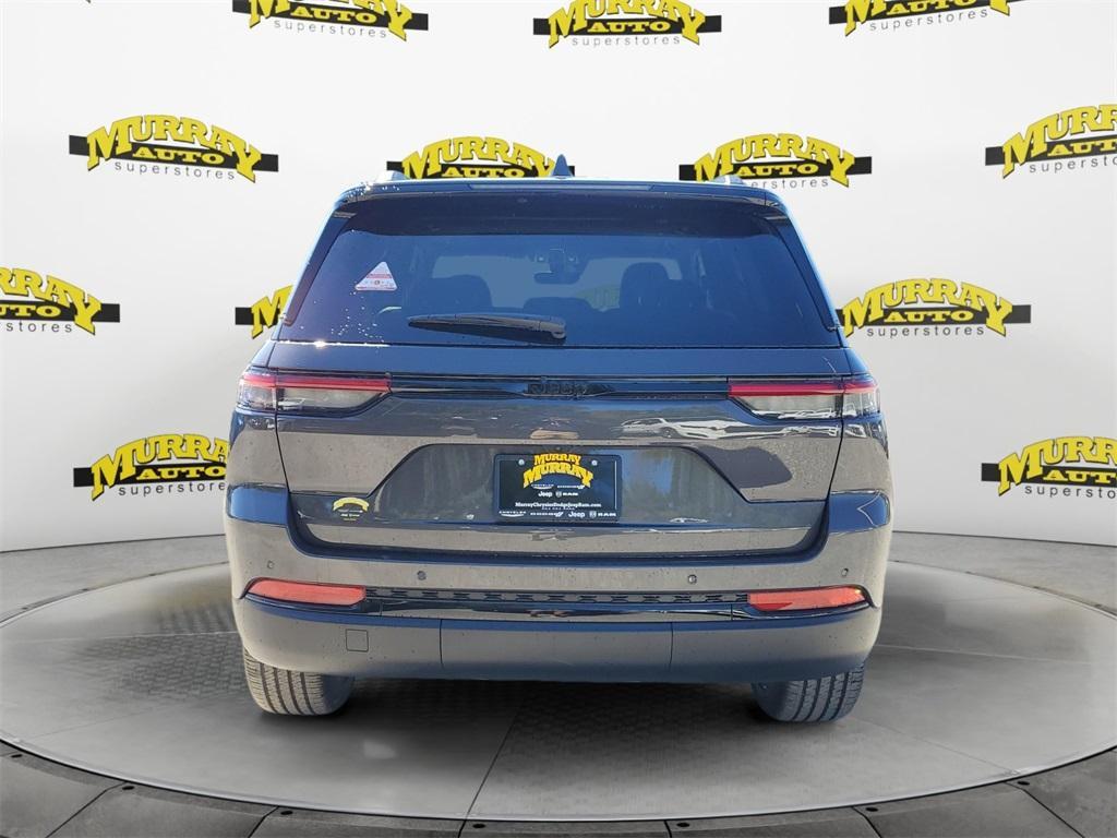 new 2025 Jeep Grand Cherokee car, priced at $37,478
