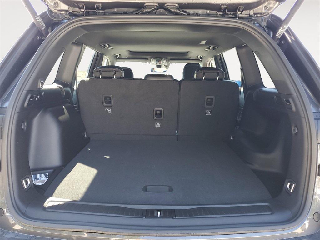 new 2025 Jeep Grand Cherokee car, priced at $37,478