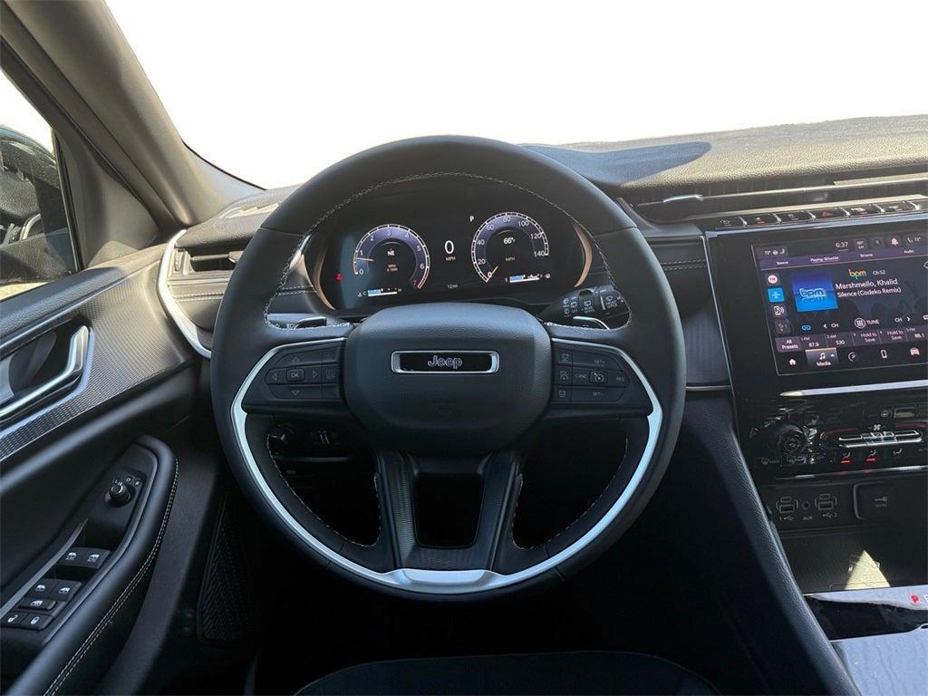 new 2025 Jeep Grand Cherokee car, priced at $36,478