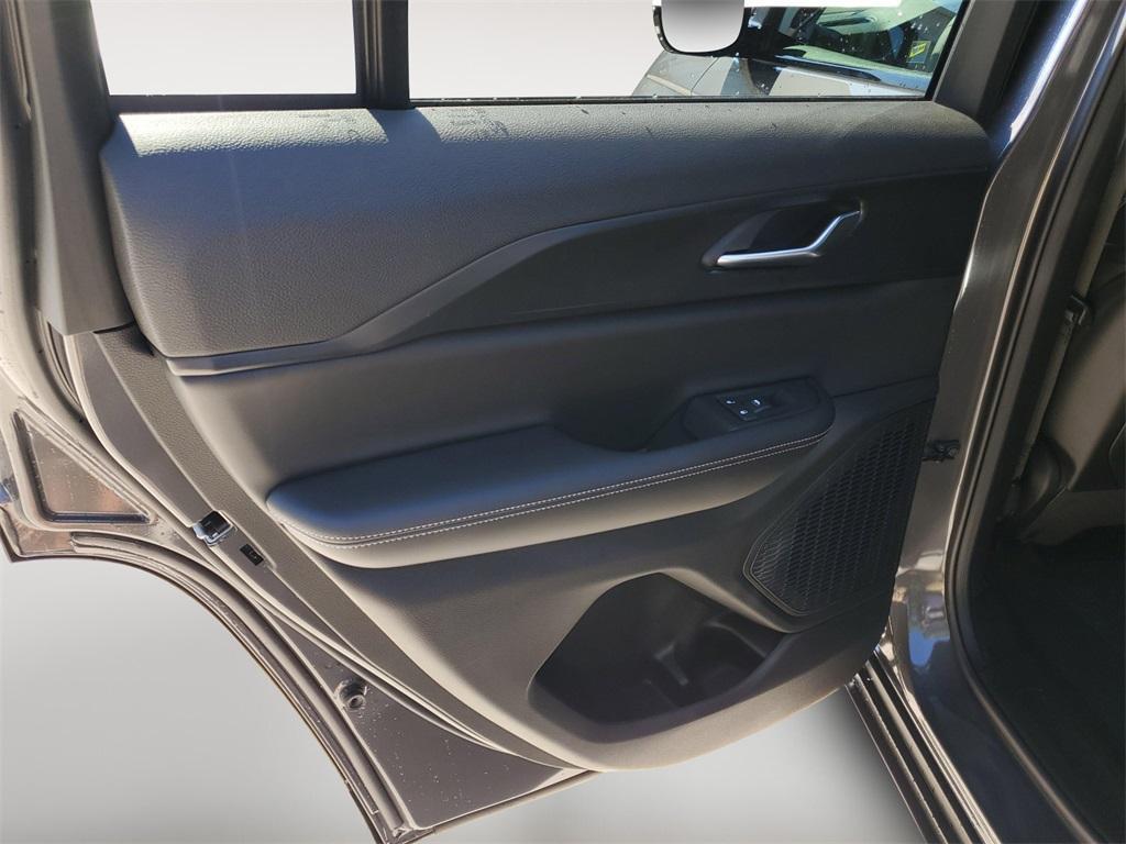 new 2025 Jeep Grand Cherokee car, priced at $37,478