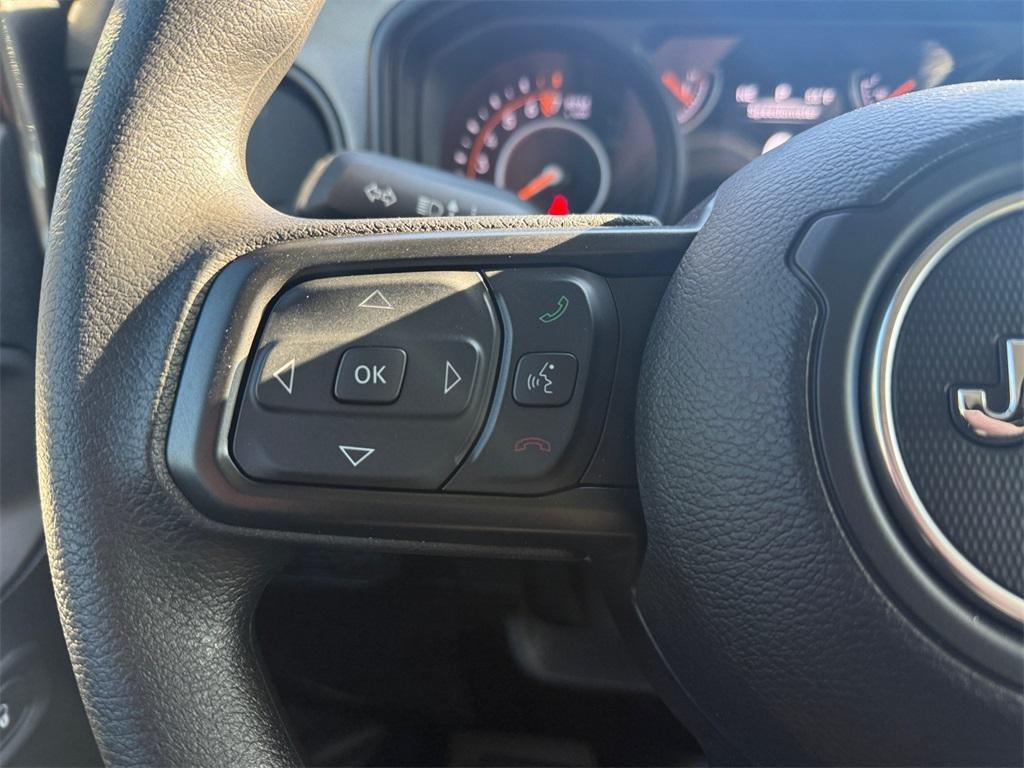 new 2026 Jeep Gladiator car, priced at $43,624