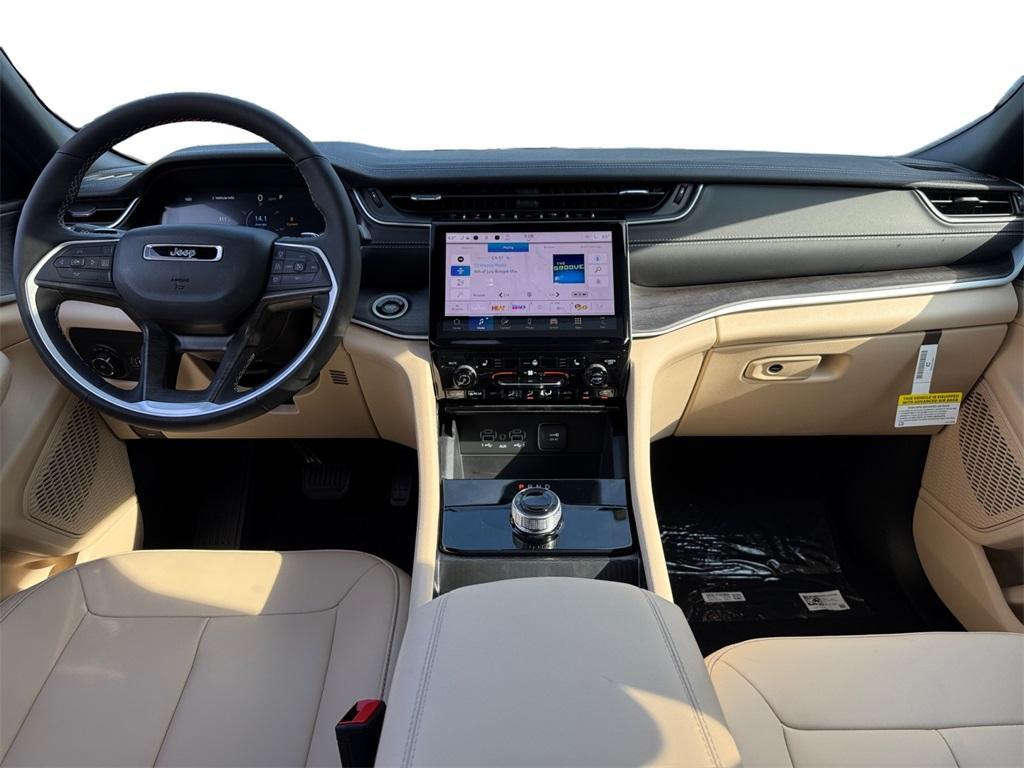 new 2025 Jeep Grand Cherokee L car, priced at $41,444