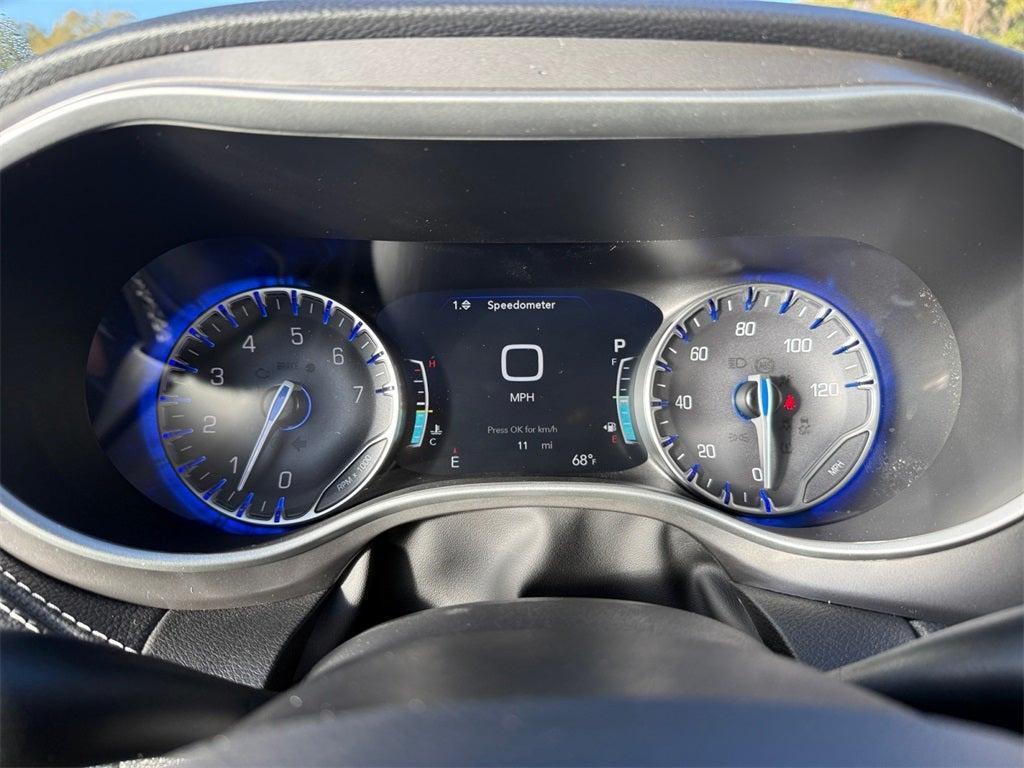 new 2026 Chrysler Pacifica car, priced at $39,020