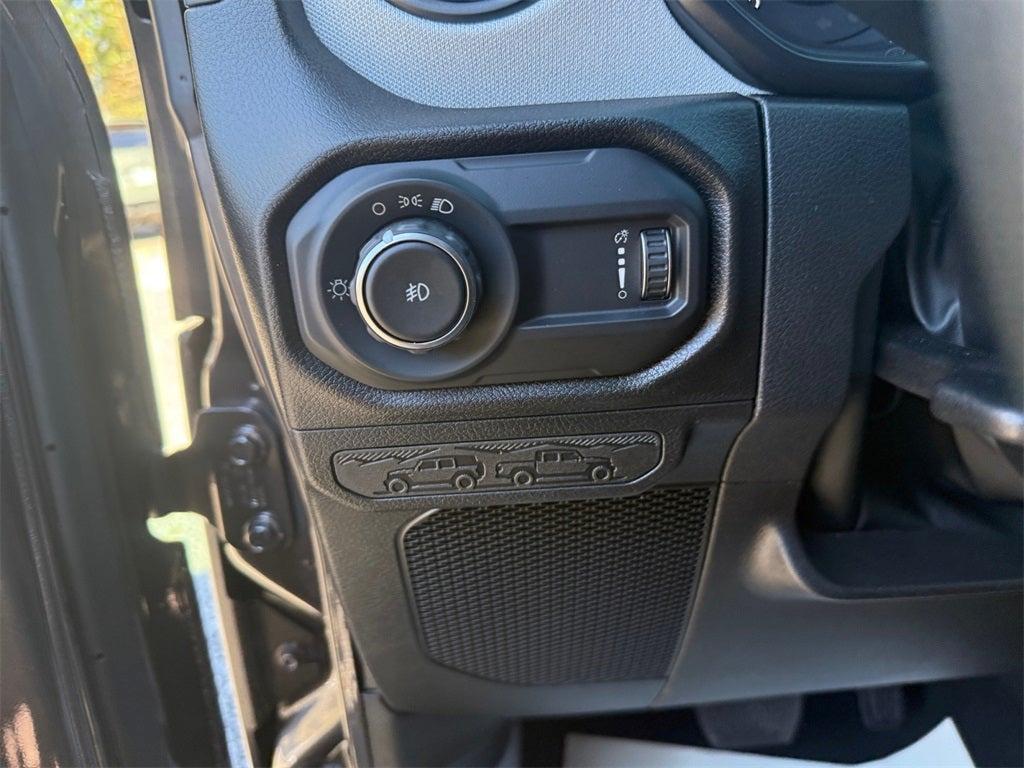 new 2026 Jeep Wrangler car, priced at $37,654