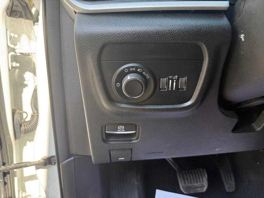 used 2023 Jeep Grand Cherokee car, priced at $25,991