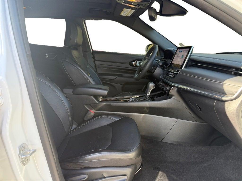 used 2023 Jeep Compass car, priced at $26,485