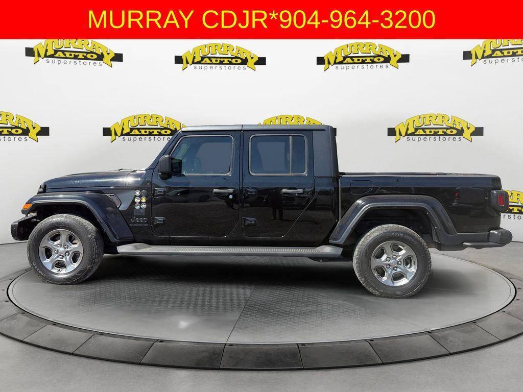used 2021 Jeep Gladiator car, priced at $14,991