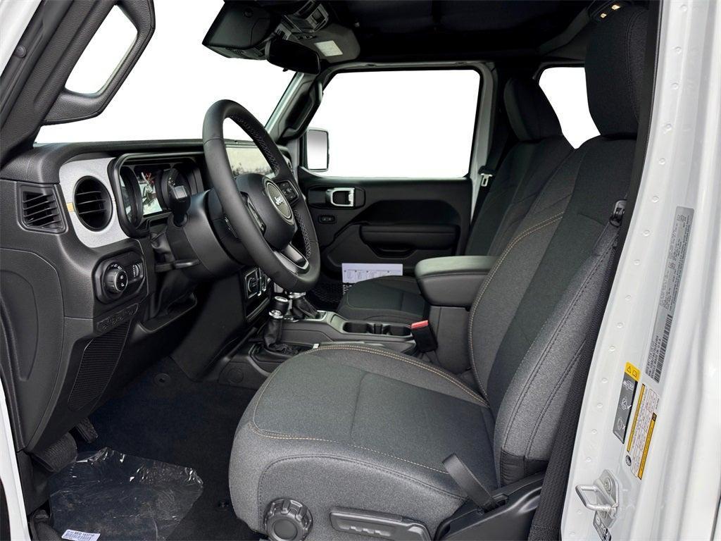 new 2025 Jeep Gladiator car, priced at $37,064