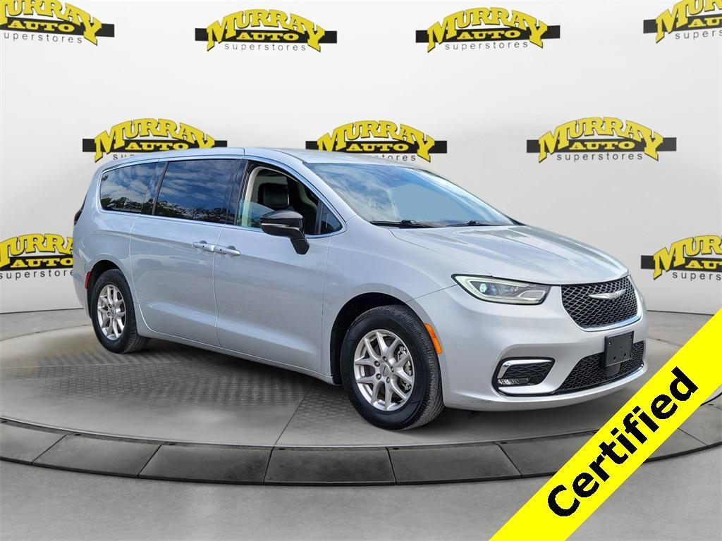 used 2024 Chrysler Pacifica car, priced at $24,985