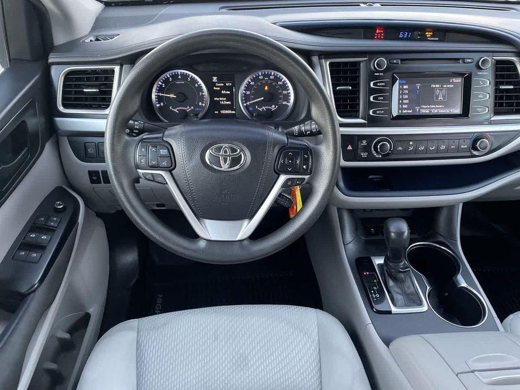 used 2019 Toyota Highlander car, priced at $17,387
