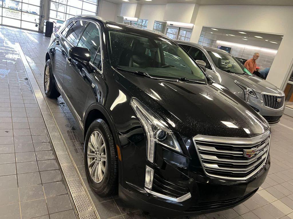 used 2017 Cadillac XT5 car, priced at $9,487