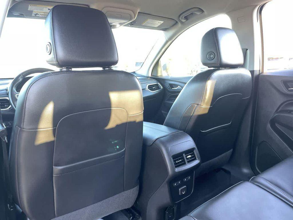 used 2021 Chevrolet Equinox car, priced at $18,250
