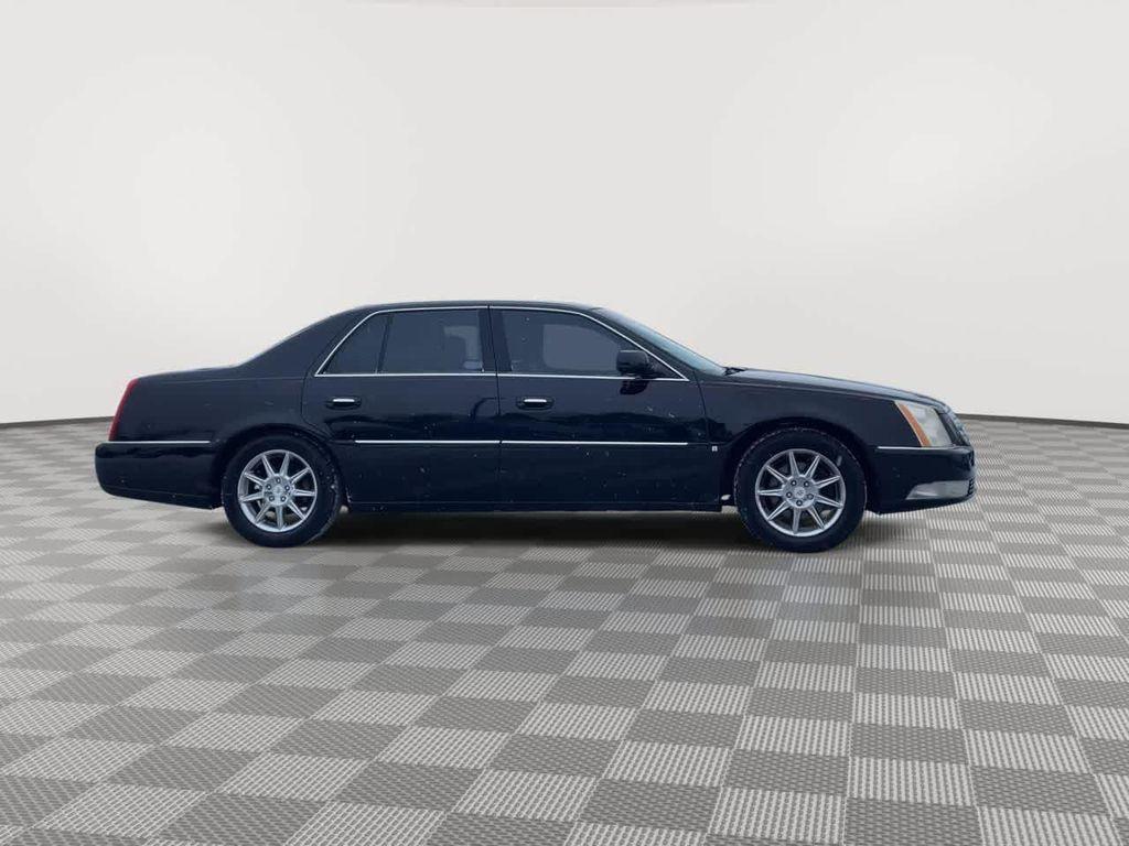 used 2009 Cadillac DTS car, priced at $2,567