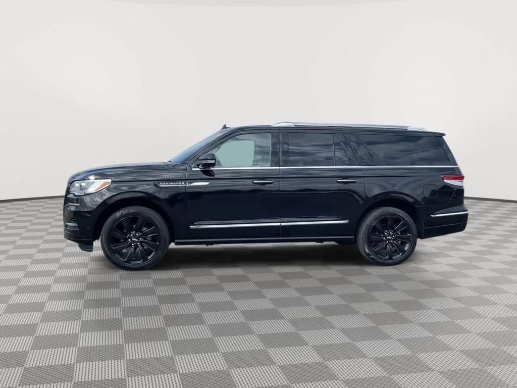 used 2024 Lincoln Navigator car, priced at $73,676