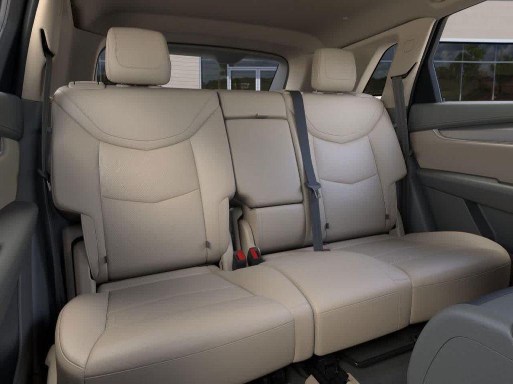 new 2025 Cadillac XT5 car, priced at $50,552