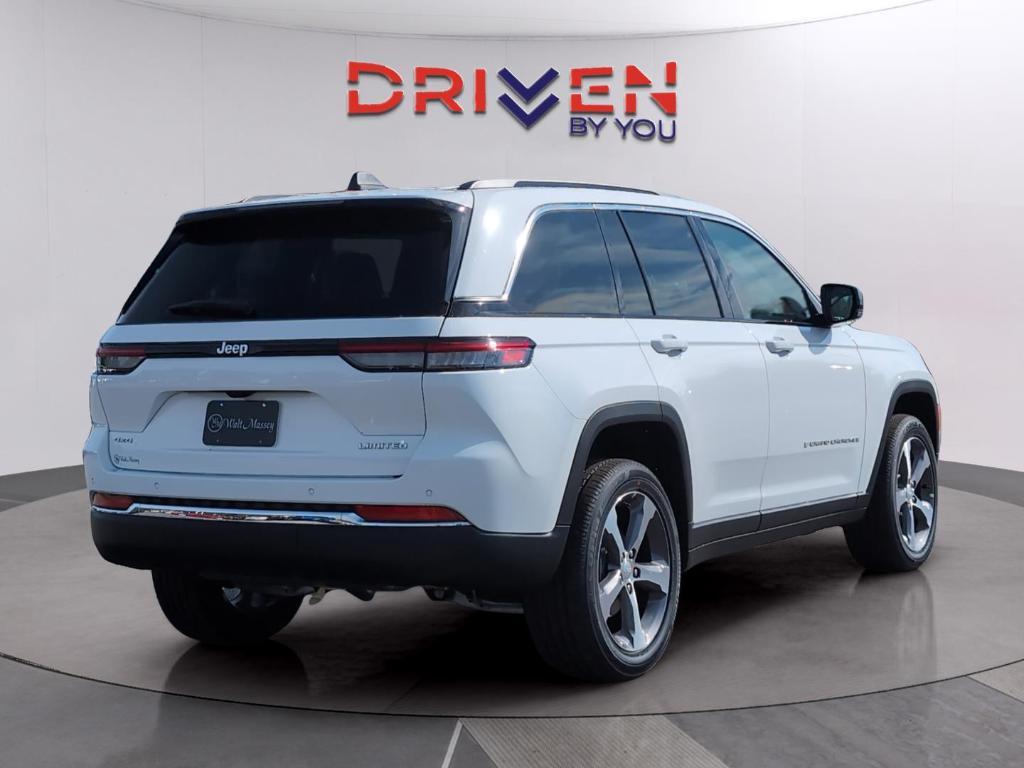 new 2025 Jeep Grand Cherokee car, priced at $44,361