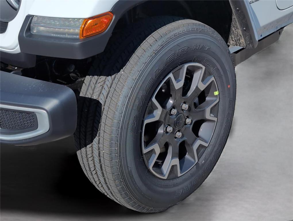 new 2026 Jeep Gladiator car, priced at $47,685