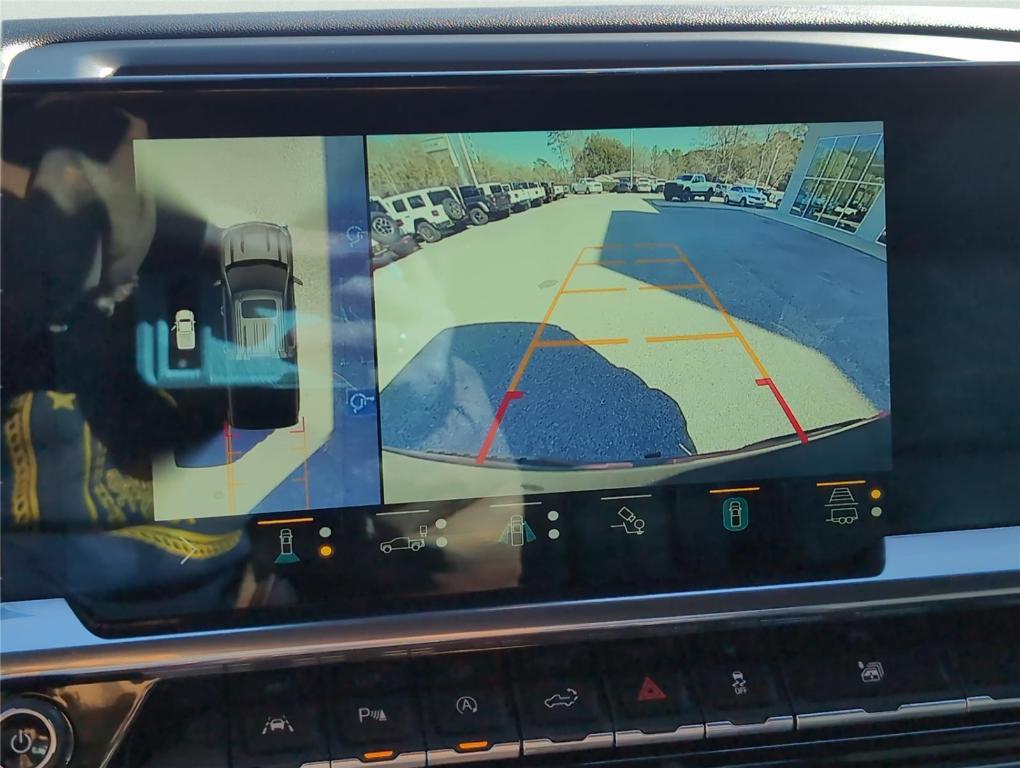 used 2022 Chevrolet Silverado 1500 car, priced at $43,499