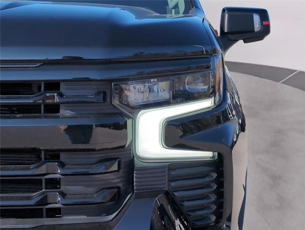 used 2022 Chevrolet Silverado 1500 car, priced at $43,499