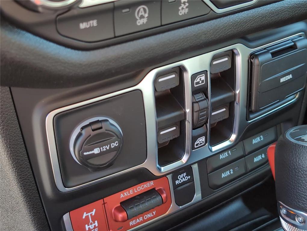 new 2026 Jeep Wrangler car, priced at $47,132