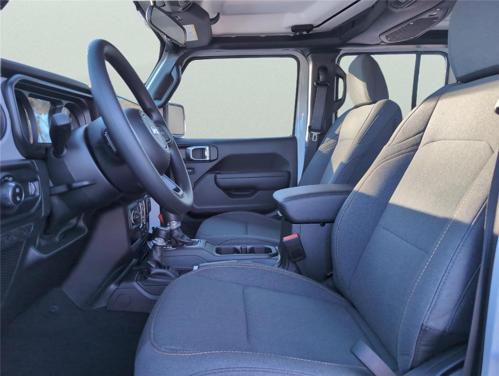 new 2026 Jeep Gladiator car, priced at $41,317