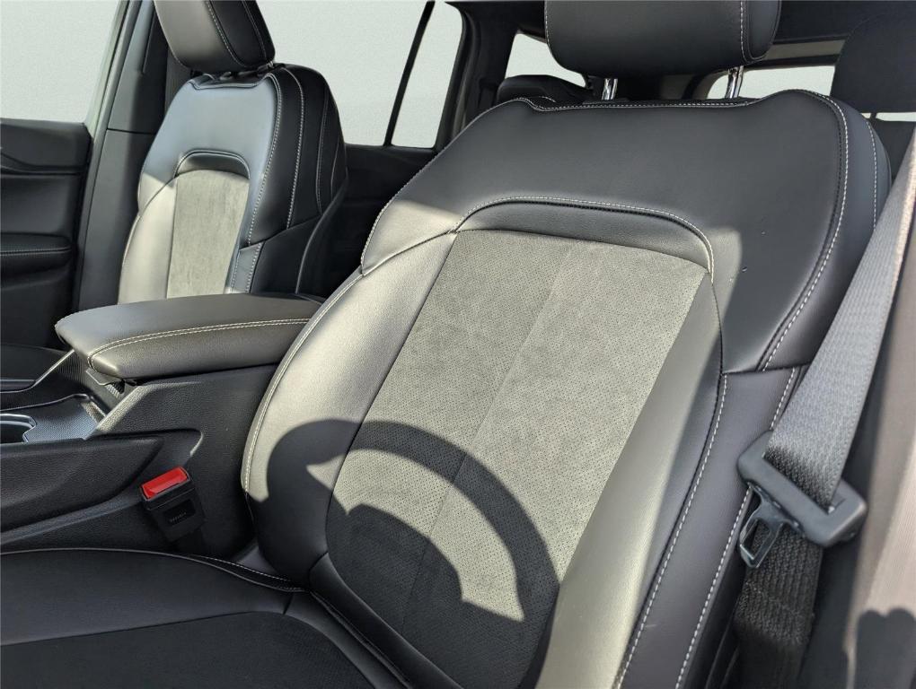 new 2025 Jeep Grand Cherokee car, priced at $41,472