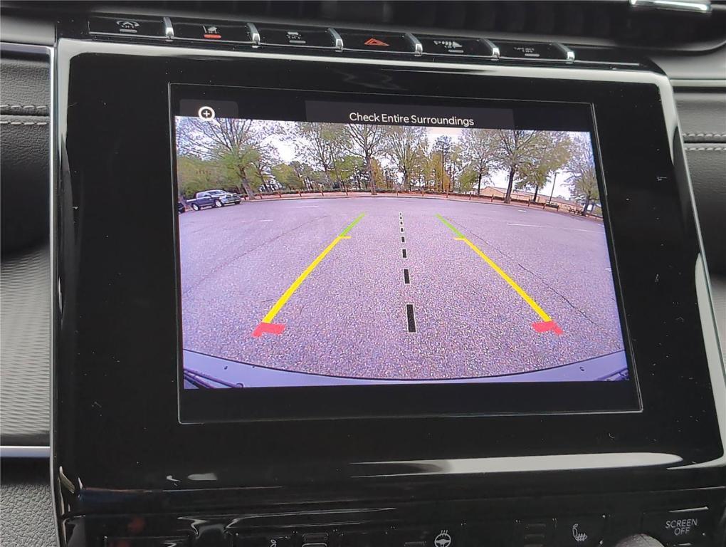 new 2025 Jeep Grand Cherokee car, priced at $41,102