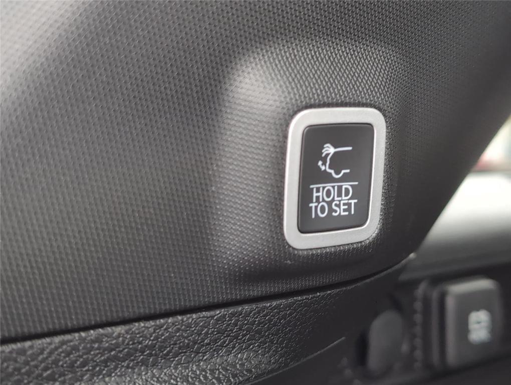 new 2025 Jeep Grand Cherokee car, priced at $41,102