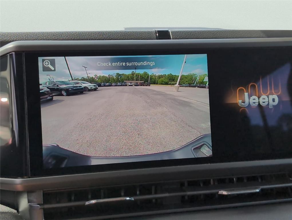 new 2025 Jeep Gladiator car, priced at $39,326