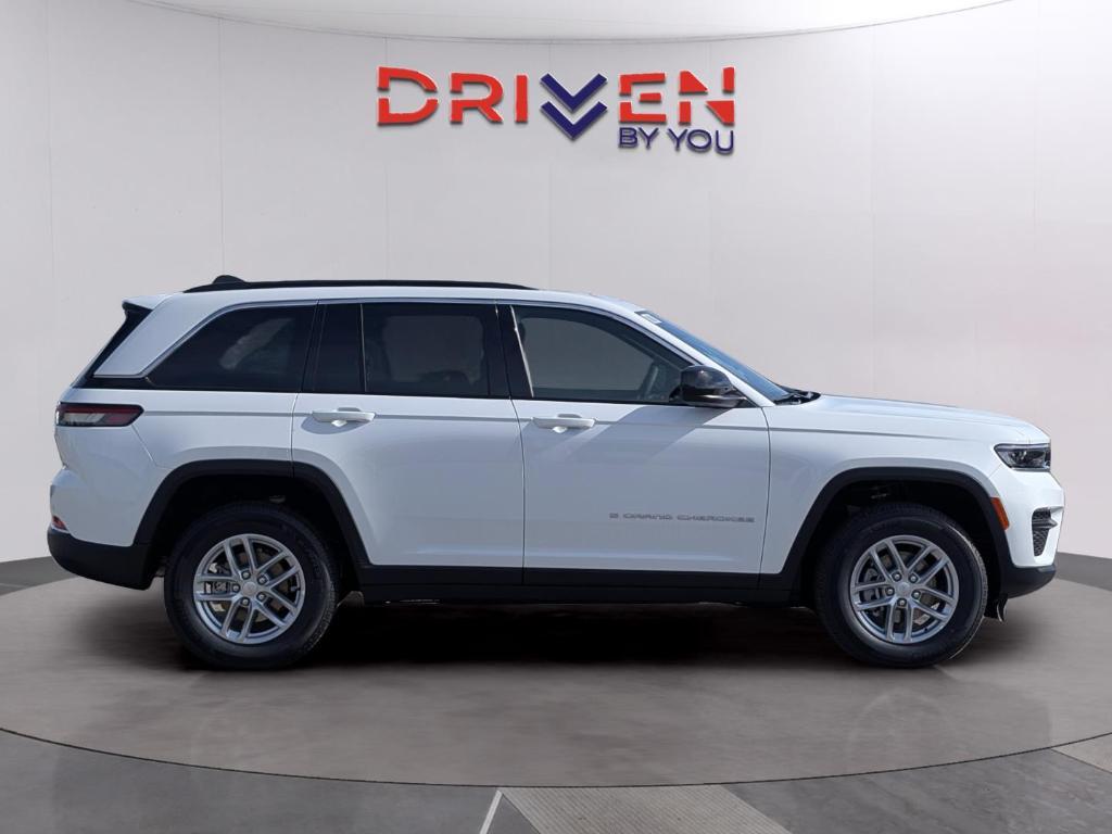 new 2025 Jeep Grand Cherokee car, priced at $37,527