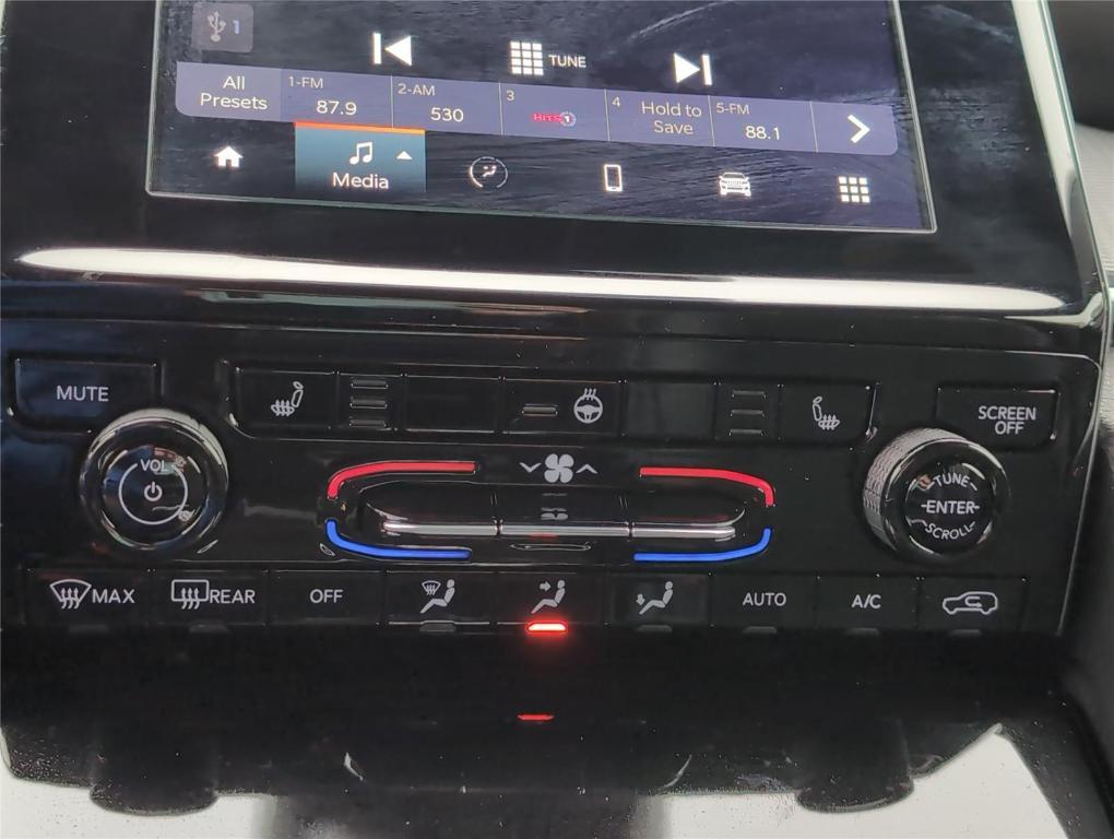 new 2025 Jeep Grand Cherokee L car, priced at $38,252