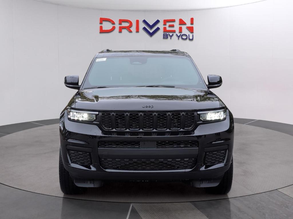 new 2025 Jeep Grand Cherokee L car, priced at $38,252
