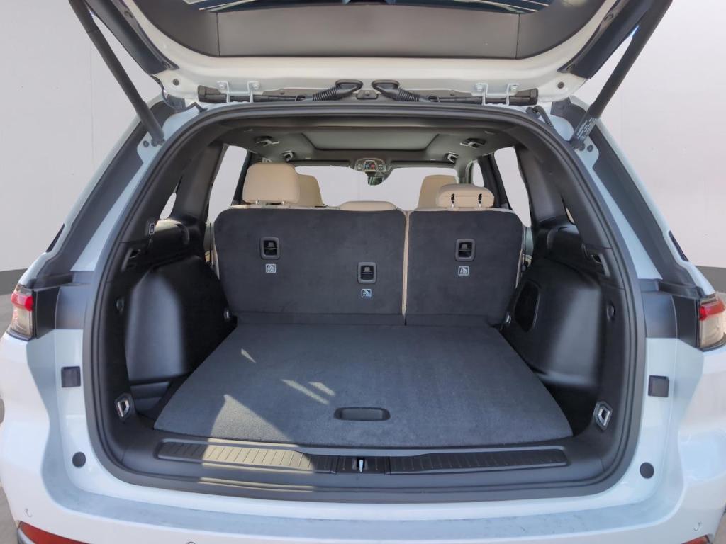 new 2026 Jeep Grand Cherokee car, priced at $47,756